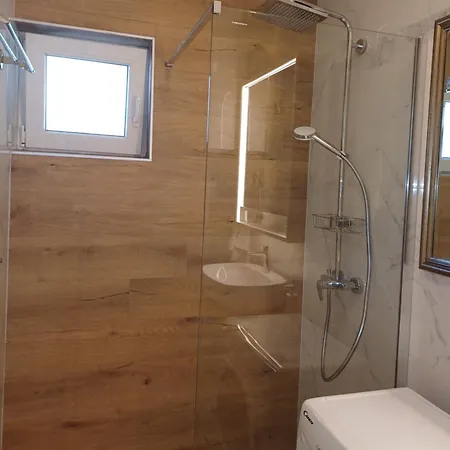 Bolob Apartment *
