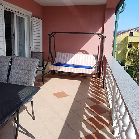 Bolob Apartment *